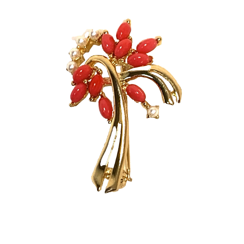 Vintage 1970s Faux Coral Gold Tone Brooch Grannycore Retro Statement Pin